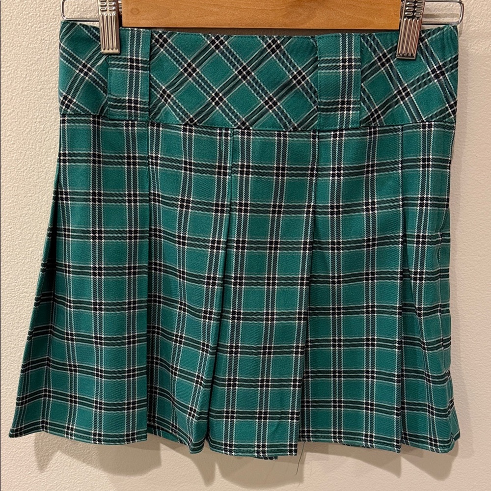 Plaid Green pleated skirt with side zipper